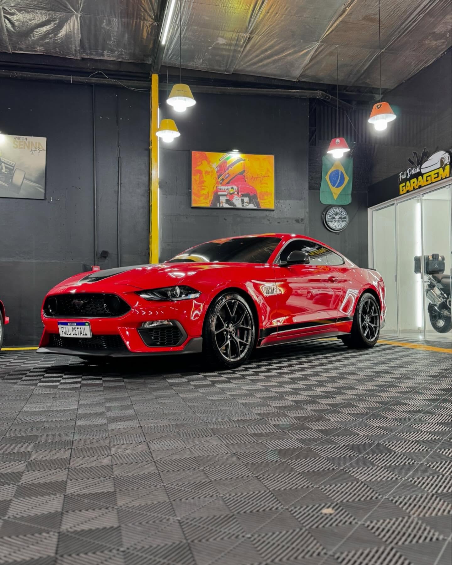 Higienização completa e detalhamento interno de veículo